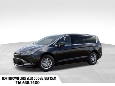 New 2027 Chrysler Pacifica Select FWD image 2