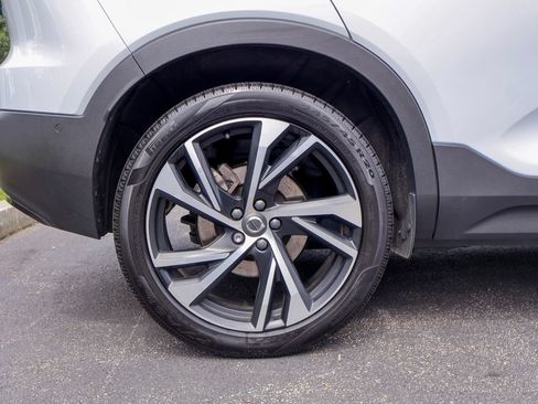 Used 2022 Volvo XC40 T5 R-Design w/ Advanced Package AWD/4WD image 18