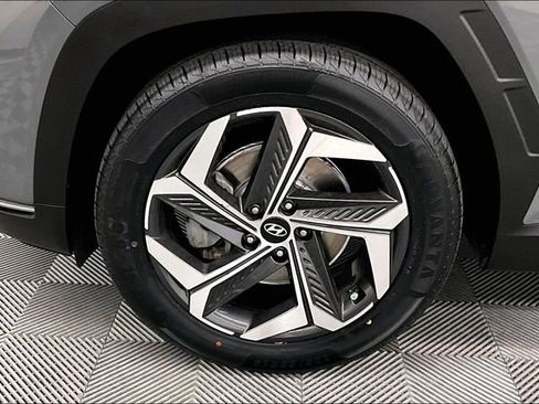 Used 2024 Hyundai Tucson SEL w/ Convenience Package FWD image 9
