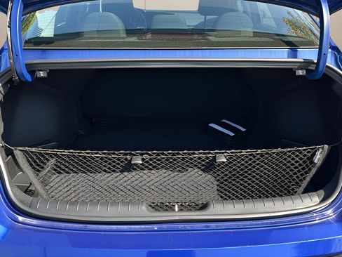 Certified 2025 Hyundai Elantra SE image 14