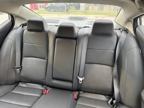 Used 2024 Nissan Altima 2.5 SR w/ SR Premium Package FWD image 4