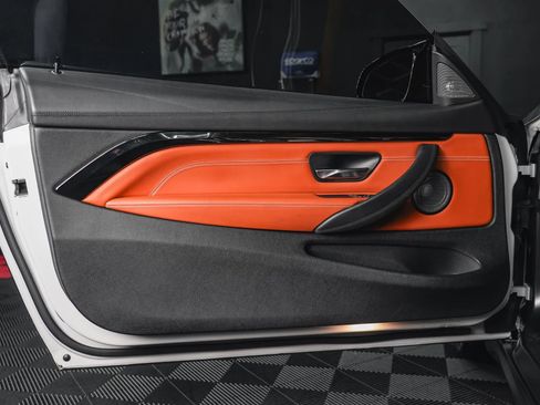 Used 2019 BMW M4 Coupe w/ Competition Package image 34