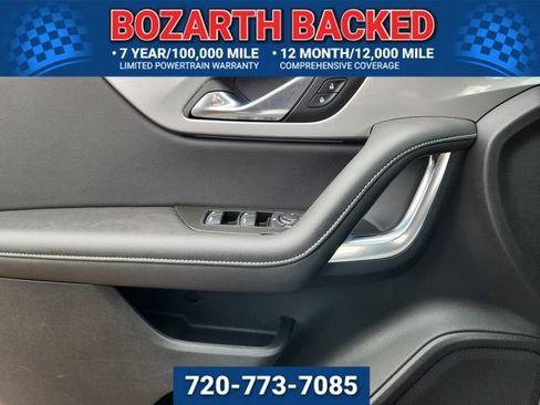 Used 2025 Chevrolet Blazer LT AWD/4WD image 8
