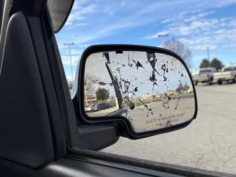 Used 2003 Chevrolet Silverado 2500 LS w/ Skid Plate Package image 46
