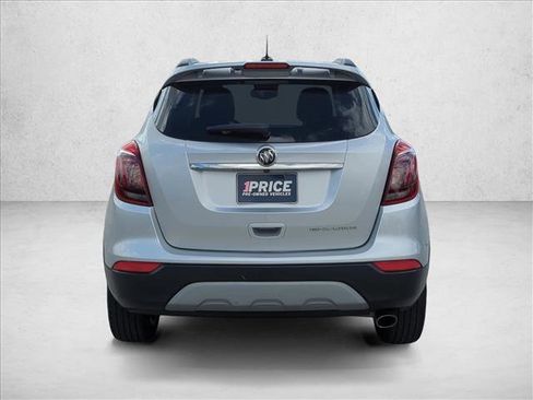 Used 2019 Buick Encore Sport Touring FWD image 7