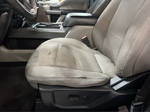 Certified 2020 Ford F250 XLT w/ XLT Premium Package image 20