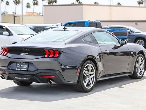 Used 2024 Ford Mustang GT Premium RWD image 7
