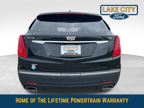 Used 2017 Cadillac XT5 Luxury w/ Driver Awareness Package AWD/4WD image 4