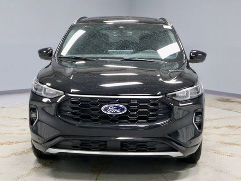 Used 2023 Ford Escape ST-Line Elite w/ Premium Technology Package AWD/4WD image 6