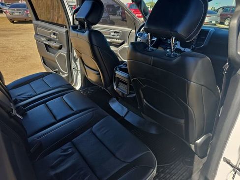 Used 2023 RAM 1500 Laramie image 11