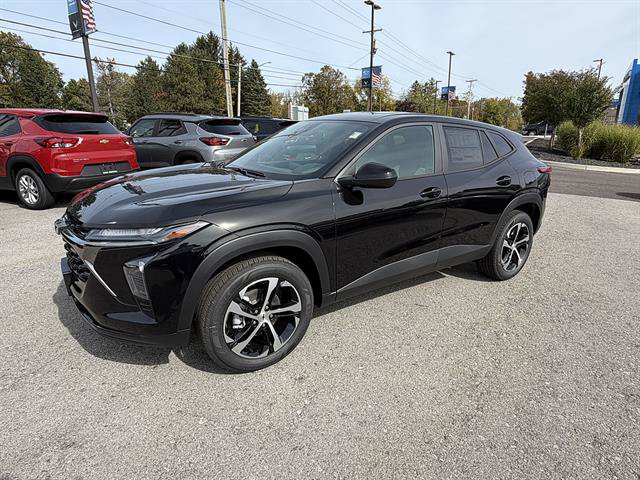 New 2026 Chevrolet Trax RS w/ Sunroof Package FWD image 1
