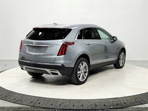 Used 2024 Cadillac XT5 Premium Luxury image 7