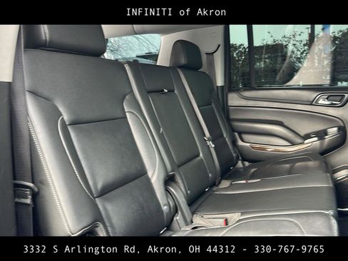 Used 2020 Chevrolet Suburban LT image 28