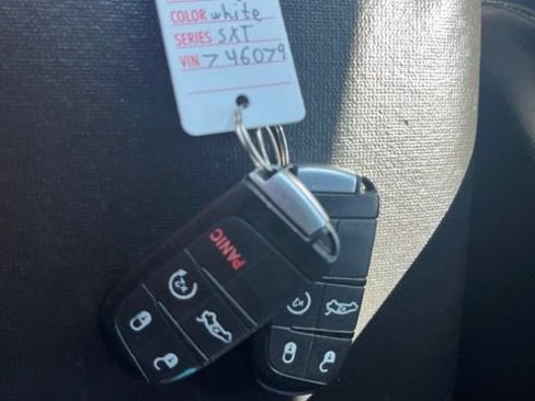 Used 2015 Dodge Charger SXT w/ AWD Plus Group image 44