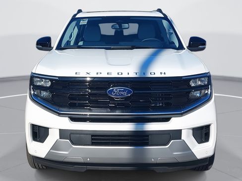 New 2026 Ford Expedition Max Platinum w/ Platinum Ultimate Package image 2