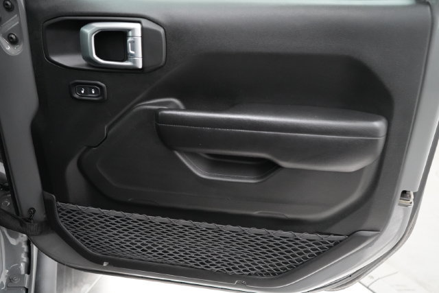 Used 2021 Jeep Wrangler Unlimited Sport AWD/4WD image 40