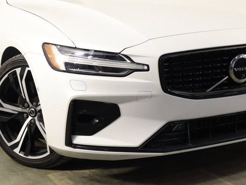 Used 2024 Volvo S60 B5 Plus w/ Climate Package FWD image 47