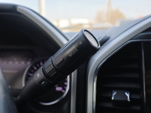 Certified 2022 Ford F250 Lariat w/ Tremor Off-Road Package image 23