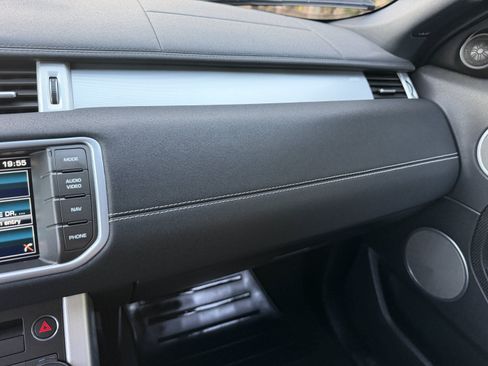 Used 2015 Land Rover Range Rover Evoque Dynamic AWD/4WD image 28