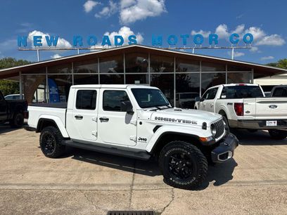 Used 2025 Jeep Gladiator Sport