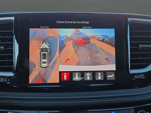 New 2026 Chrysler Pacifica Select w/ S Appearance Package image 9