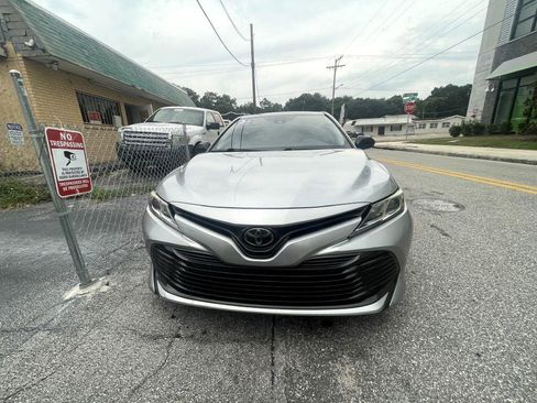 Used 2019 Toyota Camry LE image 8