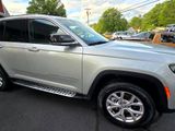 Used 2022 Jeep Grand Cherokee Limited image 4