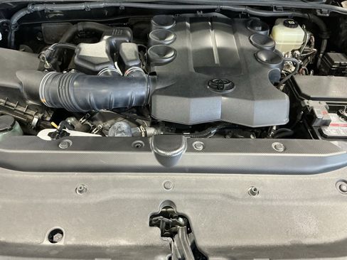 Used 2021 Toyota 4Runner Venture image 41