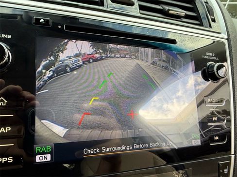 Used 2019 Subaru Outback 2.5i Limited image 31