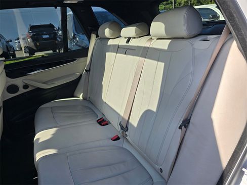 Used 2017 BMW X5 xDrive40e image 53