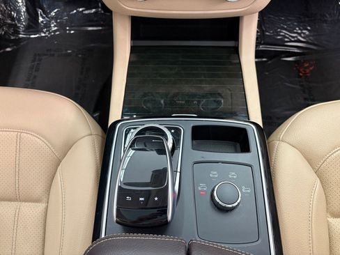 Used 2017 Mercedes-Benz GLE 350 image 17
