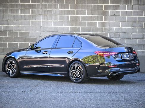 Used 2023 Mercedes-Benz C 300 4MATIC Sedan image 4