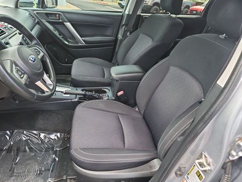 Used 2018 Subaru Forester 2.5i Premium w/ All-Weather Package AWD/4WD image 16