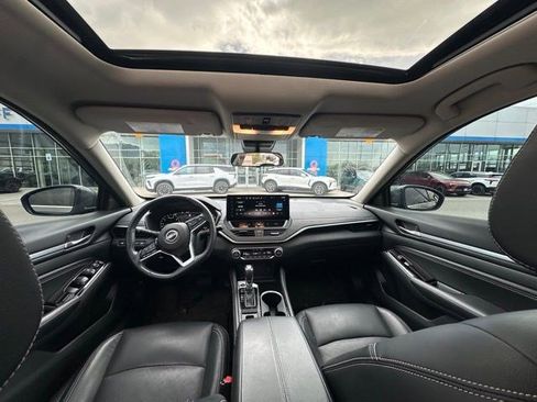 Used 2023 Nissan Altima 2.5 SL image 12