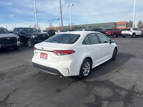 Used 2023 Toyota Corolla LE image 8