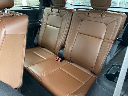 Used 2020 Lincoln Aviator Reserve w/ Equipment Group 202A image 23