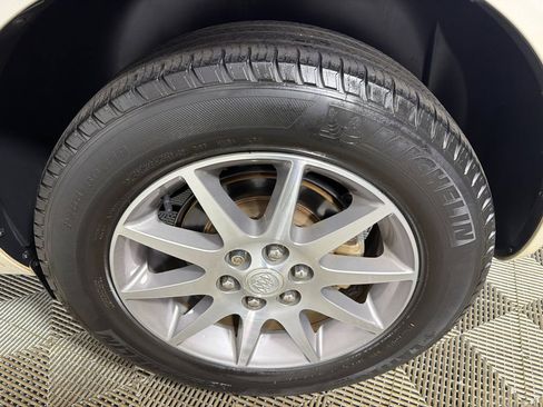 Used 2014 Buick Enclave Leather image 22