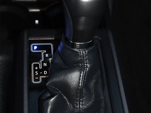 Used 2019 Toyota Tacoma TRD Sport image 20