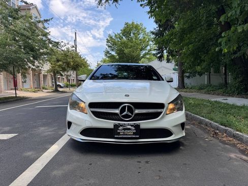 Used 2019 Mercedes-Benz CLA 250 4MATIC image 3