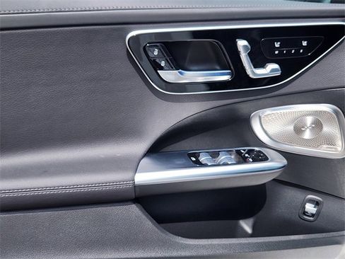 New 2025 Mercedes-Benz C 300 4MATIC Sedan image 10