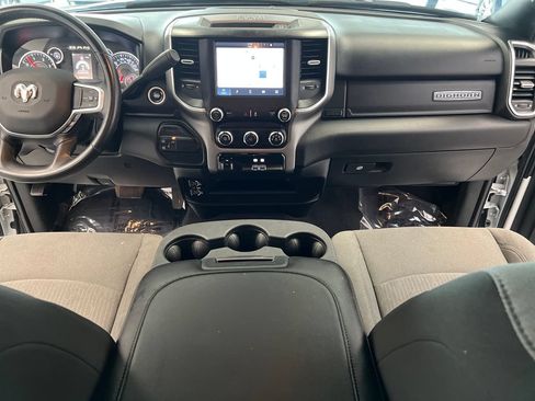 Used 2024 RAM 2500 Big Horn AWD/4WD image 37