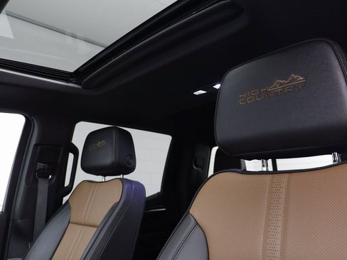 Certified 2024 Chevrolet Silverado 1500 High Country w/ High Country Premium Package image 14