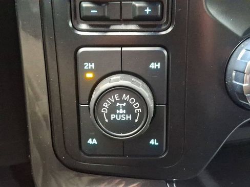 Certified 2023 Ford F150 Lariat w/ Equipment Group 502A High image 25