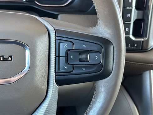 Used 2021 GMC Yukon Denali image 38