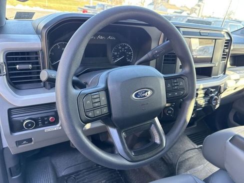 New 2026 Ford F550 4x4 Crew Cab image 19