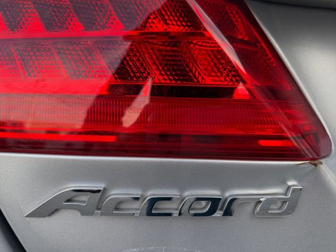 Used 2013 Honda Accord EX-L image 24