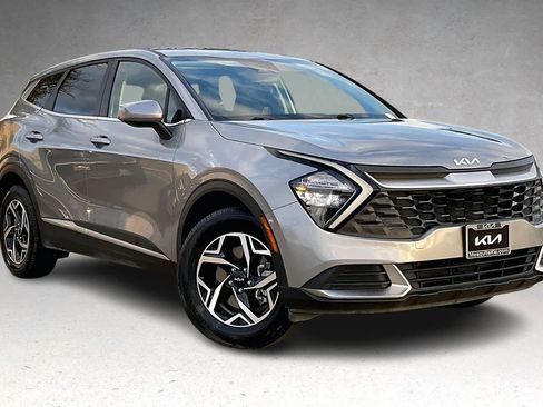 Used 2023 Kia Sportage LX image 21