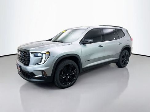 Used 2024 GMC Acadia Elevation w/ Black Edition FWD image 3