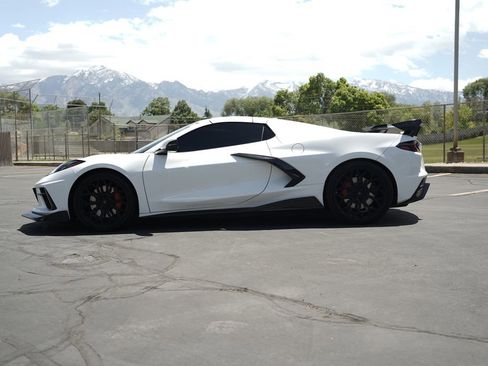 Used 2020 Chevrolet Corvette Stingray Premium Conv w/ 3LT Preferred Equipment Group RWD image 2