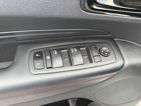 Used 2023 Dodge Durango GT RWD image 33